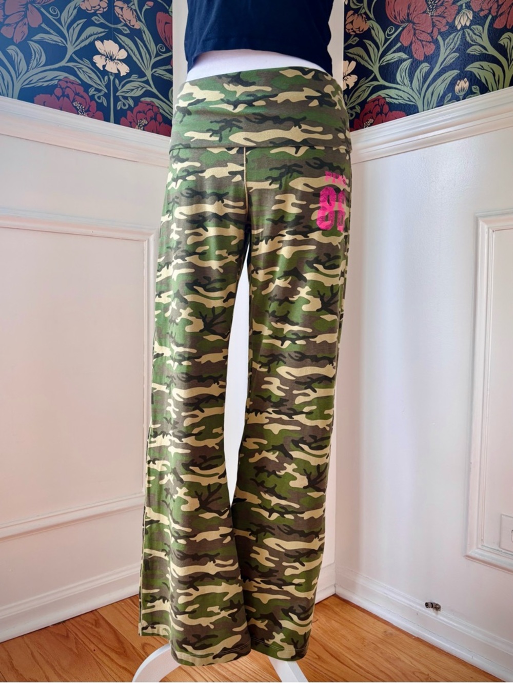 PINK 🐶 Camo Foldover Flare Pant Petite
